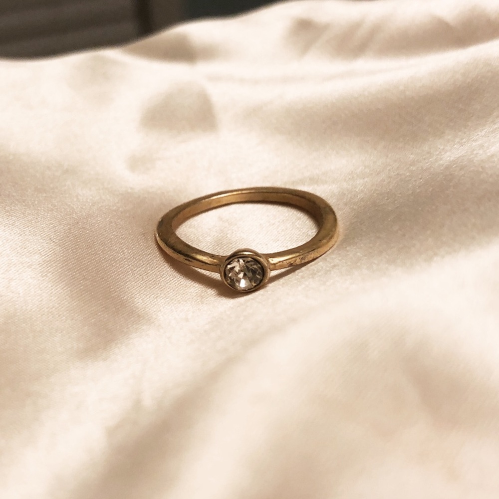 Costume gold ring